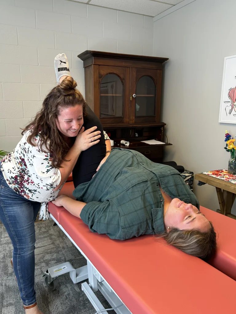 The best chiropractor in helena, mt for pregnant moms
